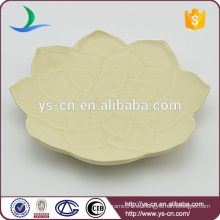 Pequeño plato de cerámica al por mayor con diseño de la flor